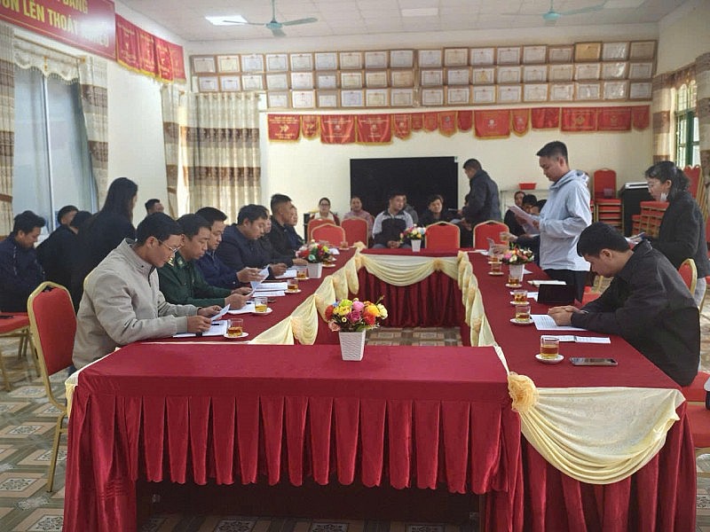 Giao lưu nhân dân: Nhịp cầu hữu nghị Mường Nhé - Giang Thành