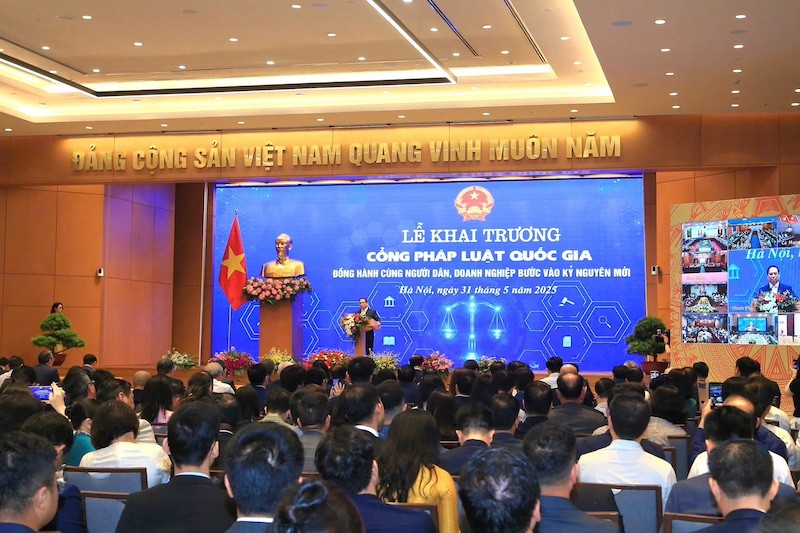 Ra mắt Cổng Pháp luật quốc gia tích hợp công nghệ số và trí tuệ nhân tạo