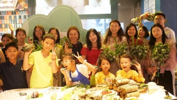 phu nu tre em viet trung chia se net dep truyen thong
