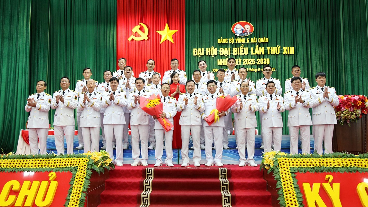 Phát huy bản lĩnh, trí tuệ, xây dựng Vùng 5 Hải quân cách mạng, chính quy, tinh nhuệ, hiện đại