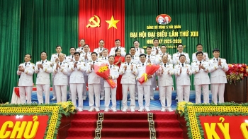 phat huy ban linh tri tue xay dung vung 5 hai quan cach mang chinh quy tinh nhue hien dai