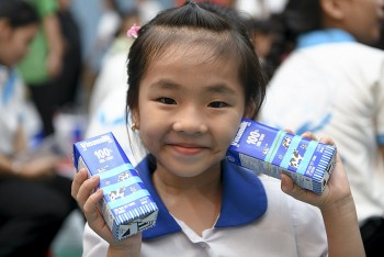 Món quà 1/6 nhiều ý nghĩa từ Vinamilk dành tặng trẻ em