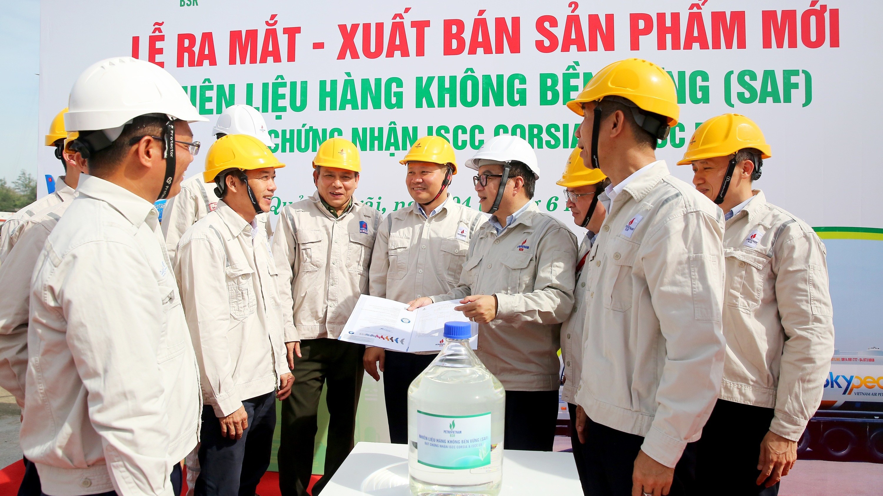 BSR ra mắt và xuất bán lô sản phẩm mới Nhiên liệu hàng không bền vững (SAF)