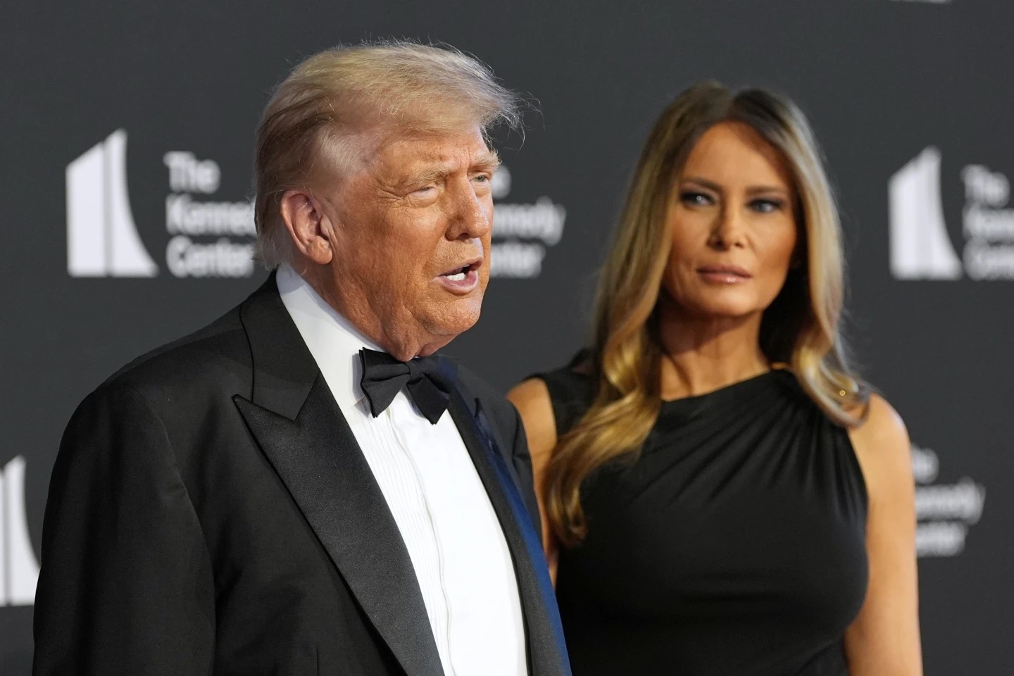 Tổng thống Donald Trump và Phu nhân tại Trung tâm Kennedy (Washington, Hoa Kỳ), ngày 11/6/2025. (Ảnh: AP)