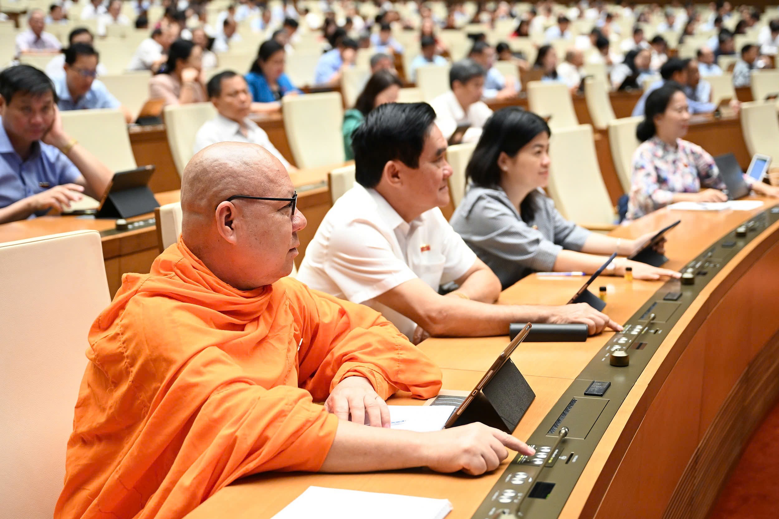 Từ ngày 12/6, cả nước còn 34 tỉnh, thành phố