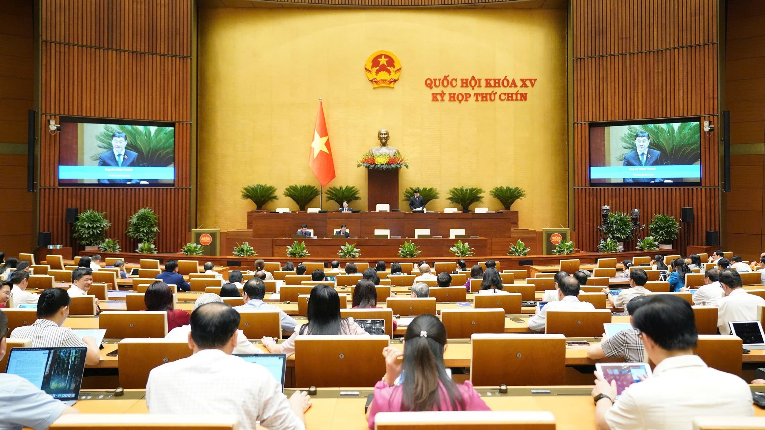 Xây dựng Trung tâm Tài chính Quốc tế: Cần thể chế đột phá và ưu đãi có điều kiện