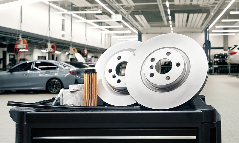 Vi vu đón hè cùng ưu đãi phụ tùng chính hãng từ BMW Việt Nam