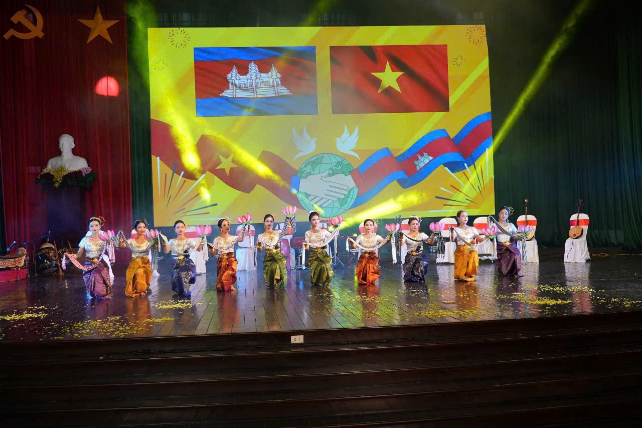 Một tiết mục biểu diễn tại chương trình. (Ảnh: icd.gov.vn)