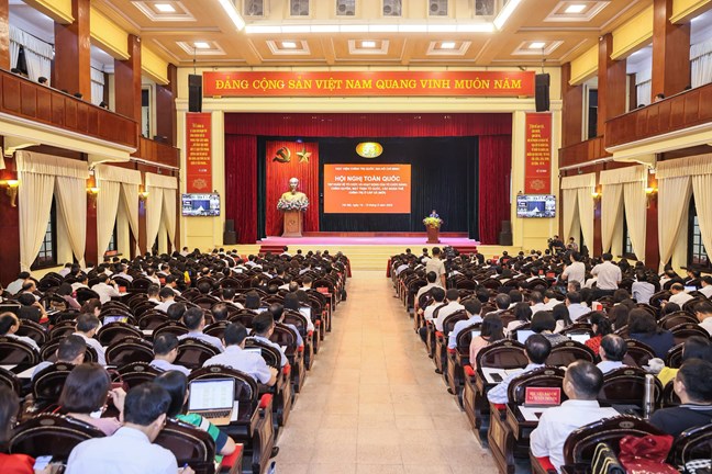 Từ 1/7: MTTQ và các tổ chức chính trị-xã hội hoạt động theo mô hình mới, các Hội quần chúng sẽ tiếp tục sắp xếp theo hướng dẫn