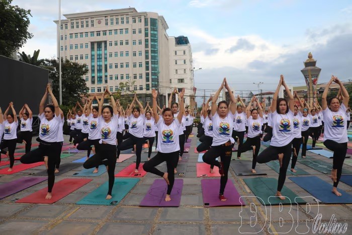 Bắc Giang, Điện Biên, Bình Thuận đồng diễn Yoga, tăng cường tình hữu nghị Việt Nam - Ấn Độ