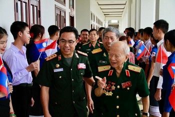 Hội hữu nghị Lào - Việt Nam chia buồn trước sự ra đi của Thiếu tướng Huỳnh Đắc Hương