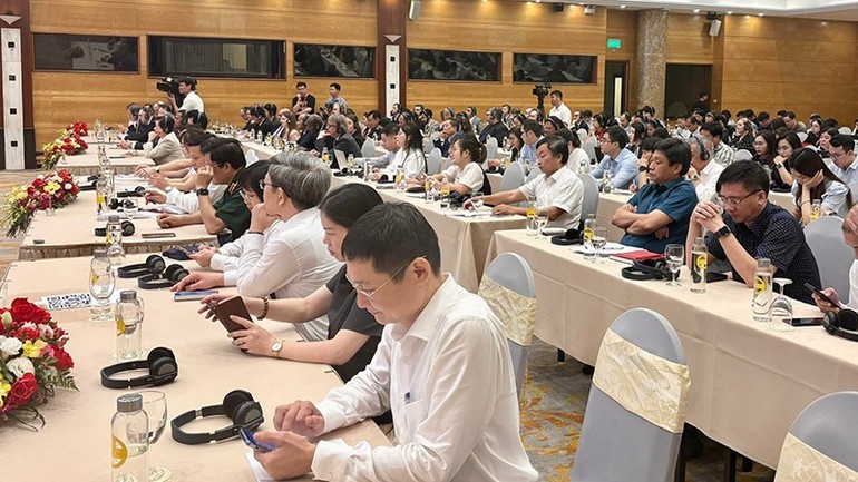 Họp báo quốc tế về sửa đổi, bổ sung Hiến pháp và triển khai mô hình tổ chức chính quyền địa phương 2 cấp