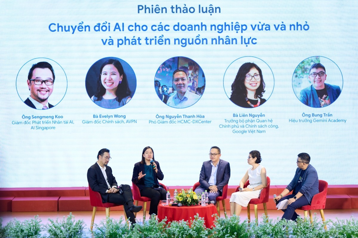 Các đại biểu tham gia thảo luận tại sự kiện. (Ảnh: Vietnamnet