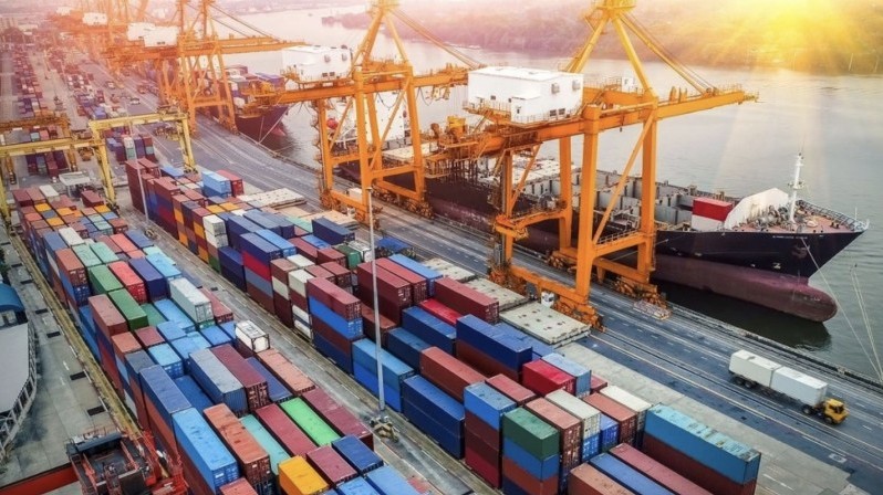 Tăng trưởng xuất khẩu và cán cân thương mại 5 tháng đầu năm 2025 về đích