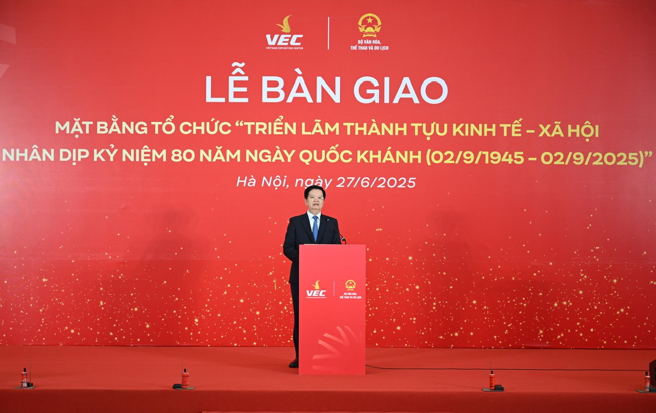 Vingroup bàn giao mặt bằng triển lãm thành tựu kinh tế - xã hội Kỉ niệm 80 năm ngày Quốc khánh