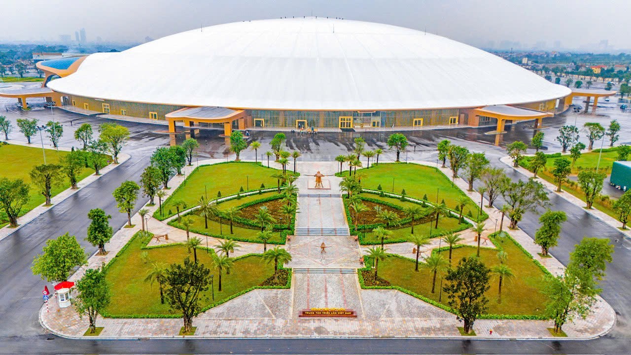 Vingroup bàn giao mặt bằng triển lãm thành tựu kinh tế - xã hội Kỉ niệm 80 năm ngày Quốc khánh