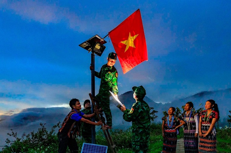 SỨC MẠNH CỦA ĐOÀN KẾT