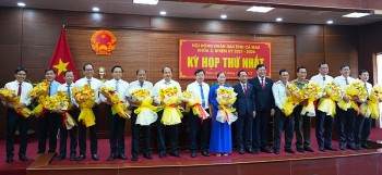 hdnd tinh ca mau to chuc ky hop dau tien sau hop nhat