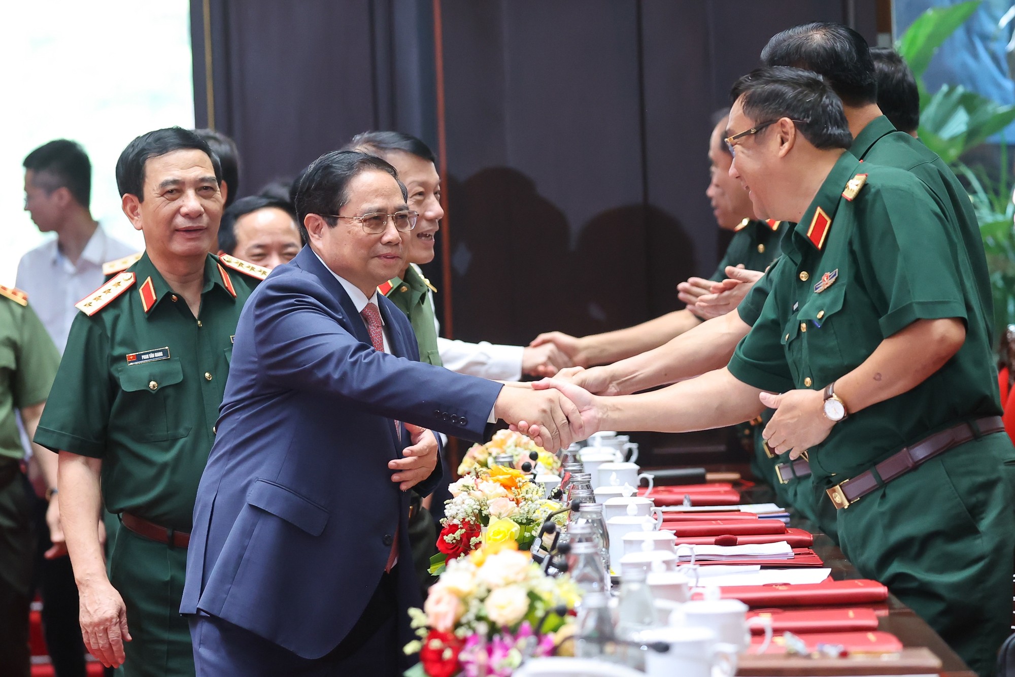 Thủ tướng Phạm Minh Chính: Quân đội tiếp tục thực hiện tốt vai trò nòng cốt trong xây dựng "thế trận lòng dân"