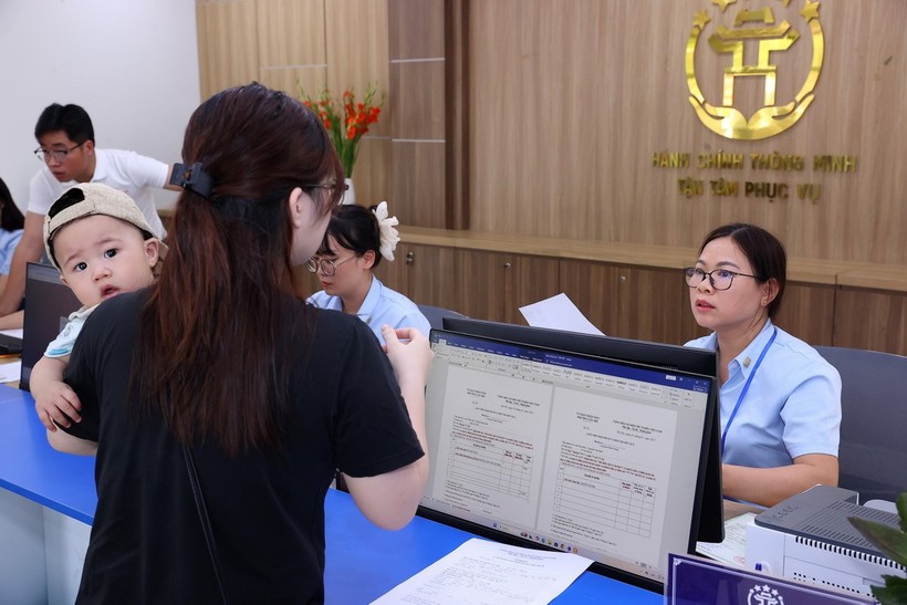 Tiếp tục hoàn thiện tổ chức bộ máy và chuẩn bị Đại hội đảng bộ các cấp