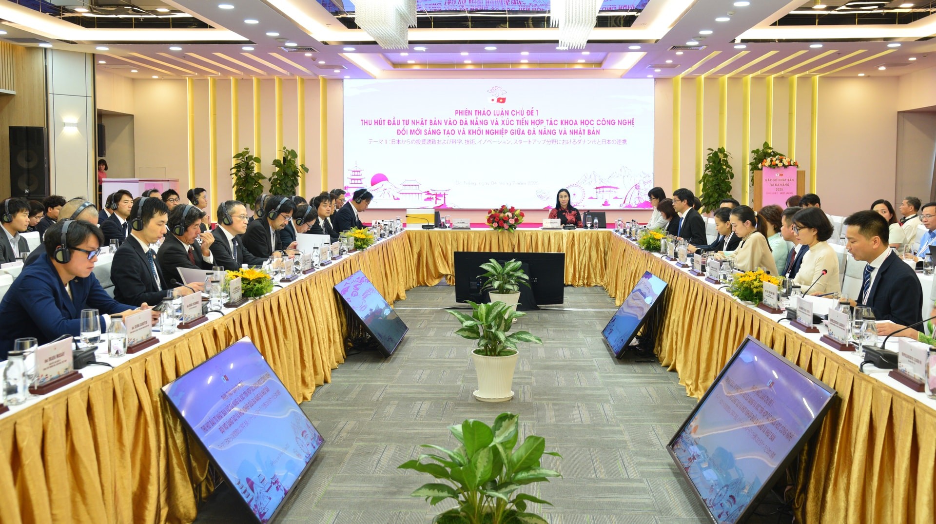 hội nghị “Gặp gỡ Nhật Bản tại Đà Nẵng: Phát huy quan hệ Đối tác chiến lược toàn diện Việt Nam - Nhật Bản”. (Ảnh: Báo Đà Nẵng)