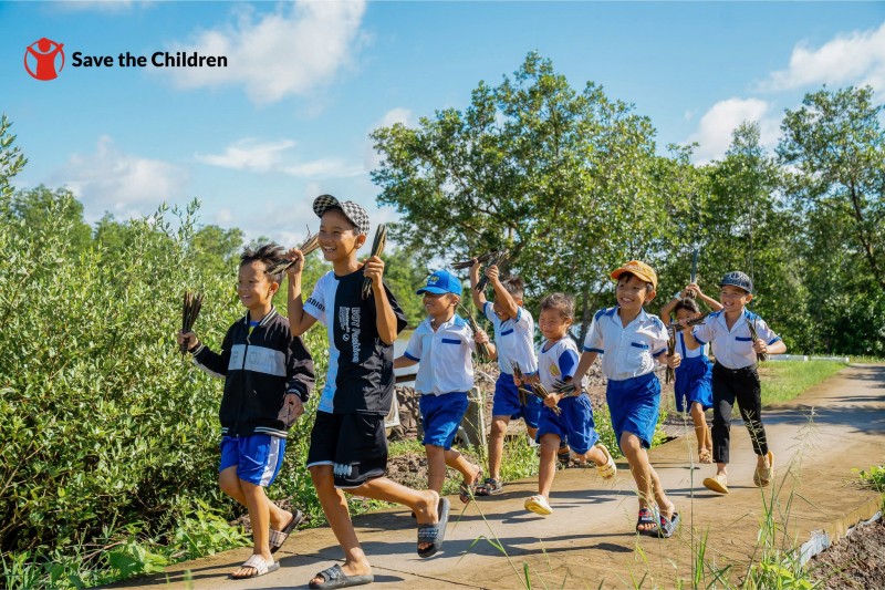 Tổ chức Cứu trợ Trẻ em trao giải pháp ứng phó thiên tai cùng trẻ em và cộng đồng