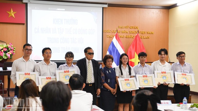 Các cá nhân tiêu biểu nhận Bằng khen của Trung ương Hội Sinh viên Việt Nam