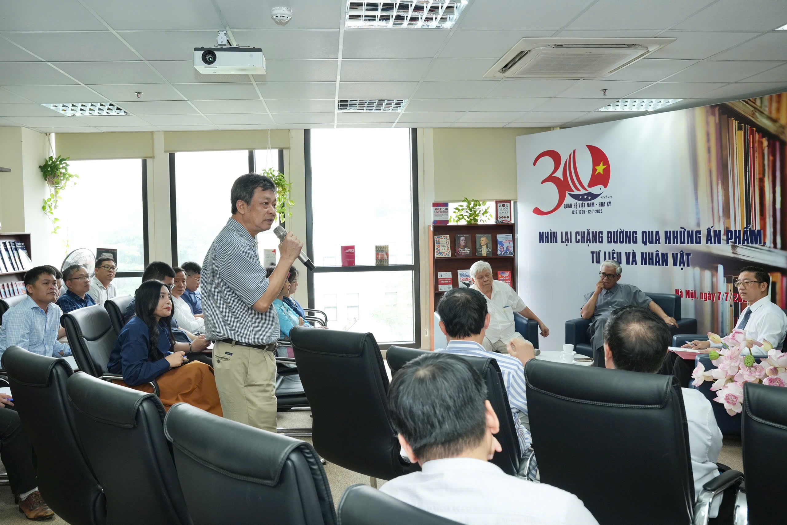 Ba thập kỷ quan hệ Việt - Mỹ: Nhìn lại quá khứ, kết nối hiện tại, hướng tới tương lai