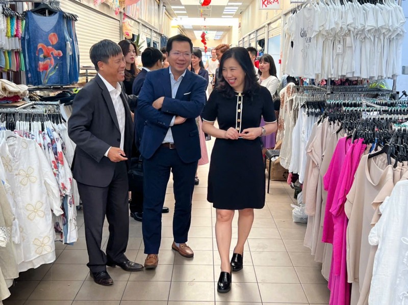 Người Việt tại Ba Lan: cộng đồng đoàn kết, hệ thống tổ chức hội đoàn đầy đủ trên các lĩnh vực Người Việt tại Ba Lan: cộng đồng đoàn kết, hệ thống tổ chức hội đoàn đầy đủ trên các lĩnh vực