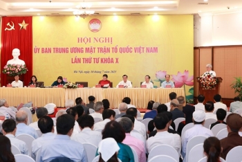 giu gin doan ket la nhiem vu quan trong hang dau la dieu kien tien quyet de moi cong viec cai cach khac dien ra thuan loi