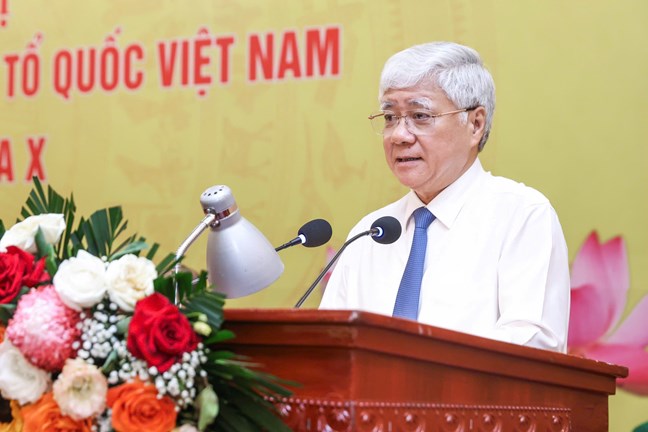 Giữ gìn đoàn kết là nhiệm vụ quan trọng hàng đầu - là điều kiện tiên quyết để mọi công việc cải cách khác diễn ra thuận lợi