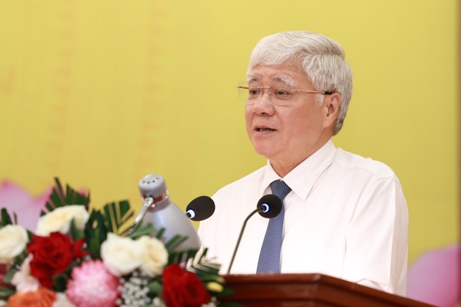 Giữ gìn đoàn kết là nhiệm vụ quan trọng hàng đầu - là điều kiện tiên quyết để mọi công việc cải cách khác diễn ra thuận lợi