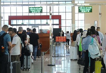 Sôi động giao thương, du lịch biên giới qua cửa khẩu quốc tế Hữu Nghị