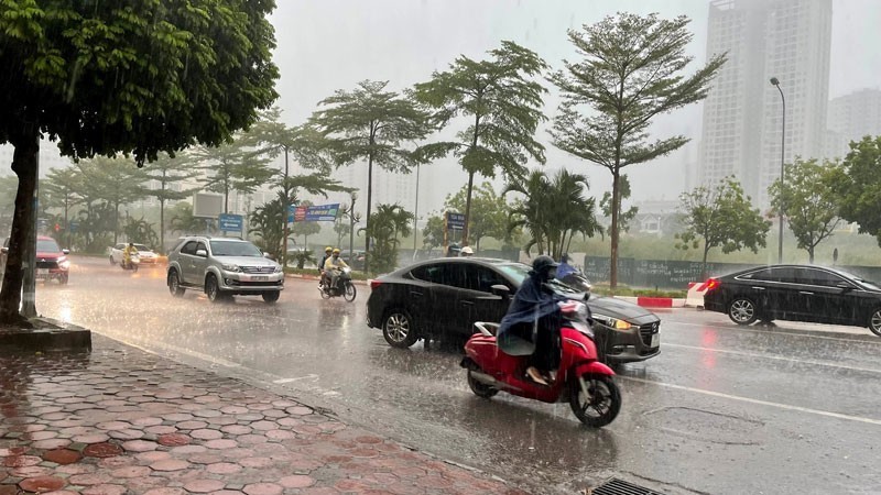 Thời tiết hôm nay (12/7): Mưa lớn cục bộ, lốc, sét ở Bắc Bộ, Thanh Hóa và Nghệ An