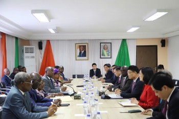 Bờ Biển Ngà ấn tượng trước sự phát triển kinh tế - xã hội của Việt Nam