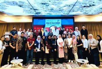 tham kham suc khoe mien phi cho phu nu viet nam tai malaysia