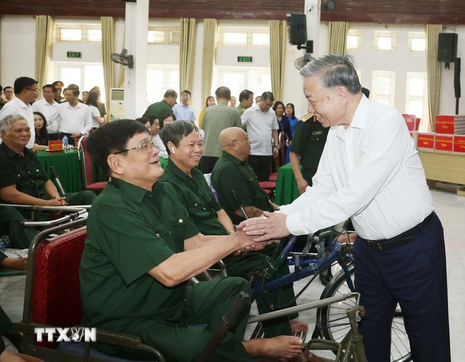 Tổng Bí thư: Người có công là tài sản quý, là biểu tượng của ý chí Việt Nam