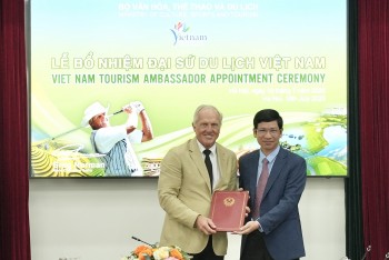 ong greg norman duoc bo nhiem la dai su du lich viet nam nhiem ky 2025 2030