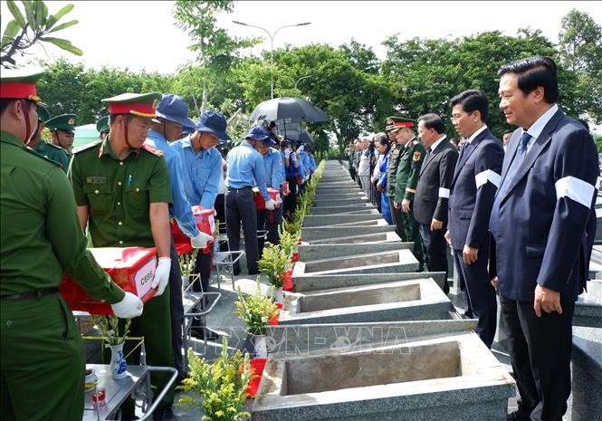 Lãnh đạo tỉnh Tây Ninh tại lễ truy điệu và an táng hài cốt liệt sĩ được tìm kiếm trong giai đoạn 24 (mùa khô 2024–2025). 