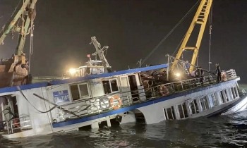 Lào, Nhật Bản gửi điện chia buồn vụ lật tàu ở vịnh Hạ Long
