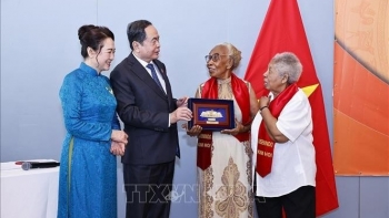 cong dong nguoi viet tai senegal la mot phan khong the tach roi cua dan toc