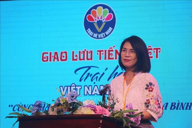Thanh niên kiều bào giao lưu tiếng Việt để "viết tiếp câu chuyện hòa bình"