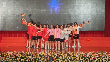nuoi duong tinh yeu va khat vong dong gop cho dat nuoc trong kieu bao tre