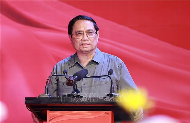 Thủ tướng Phạm Minh Chính dự Lễ thắp nến tri ân các Anh hùng liệt sĩ tại Nghĩa trang Trường Sơn