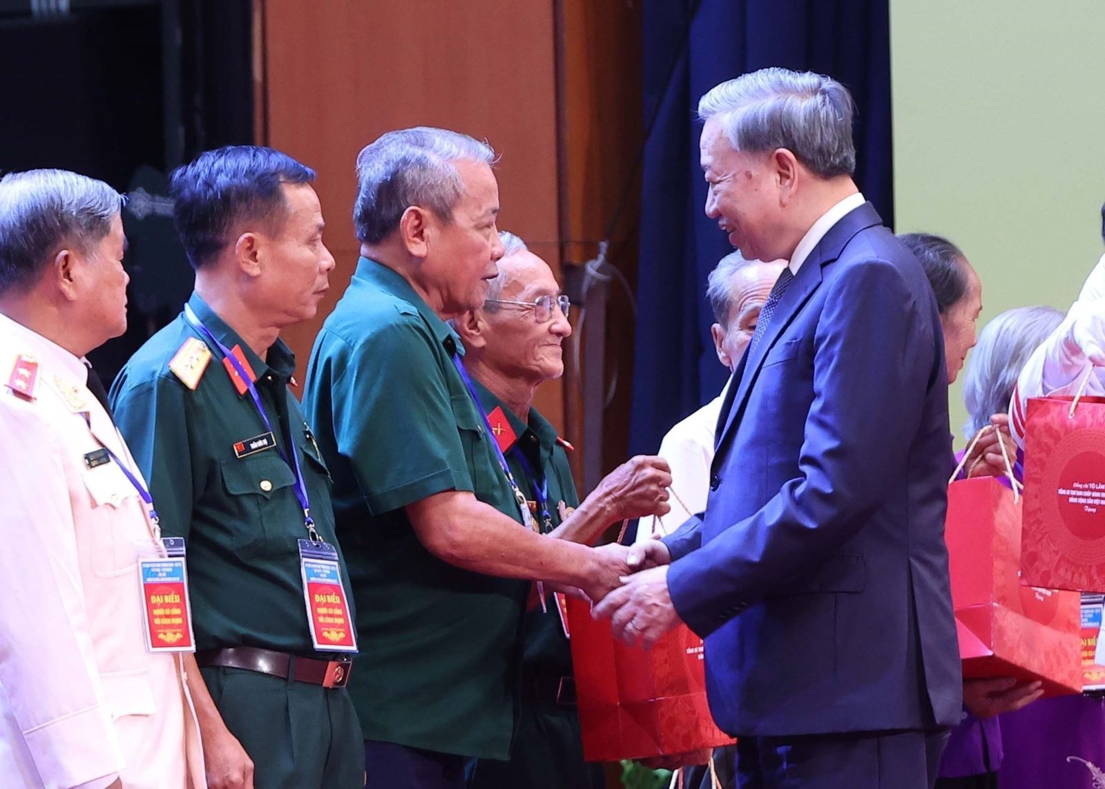 Chăm lo cho người có công với đất nước là mệnh lệnh từ trái tim