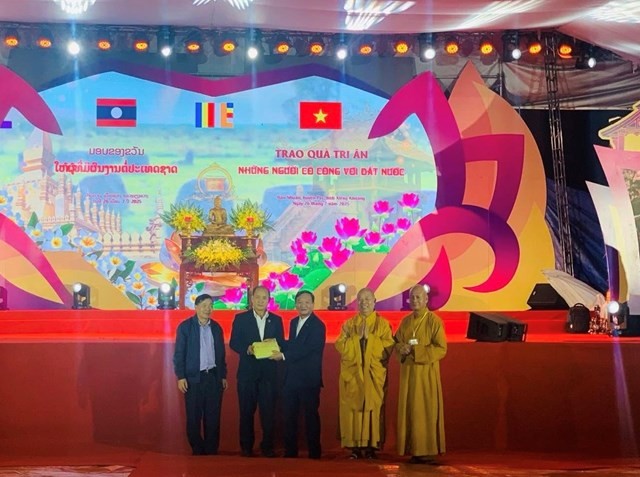 Tưởng nhớ những anh hùng, chiến sĩ người Việt từng làm nhiệm vụ quốc tế tại Xiangkhoang