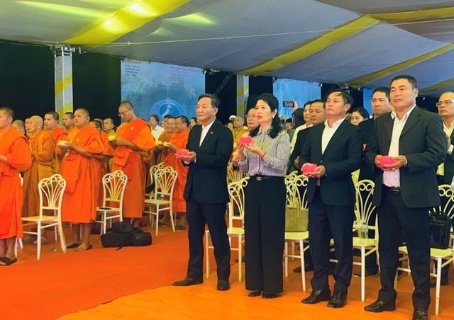Tưởng nhớ những anh hùng, chiến sĩ người Việt từng làm nhiệm vụ quốc tế tại Xiangkhoang