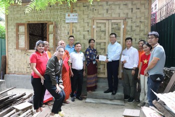 Việt Nam trao tặng nhà ở và hệ thống nước sạch cho người dân vùng động đất Myanmar