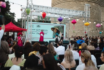 quang ba van hoa va nghe thuat viet nam toi nguoi dan azerbaijan