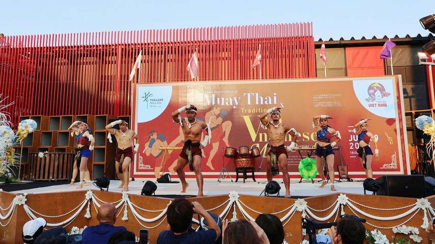 Lần đầu tiên Muay Thái được trình diễn trên nền nhạc truyền thống Việt Nam